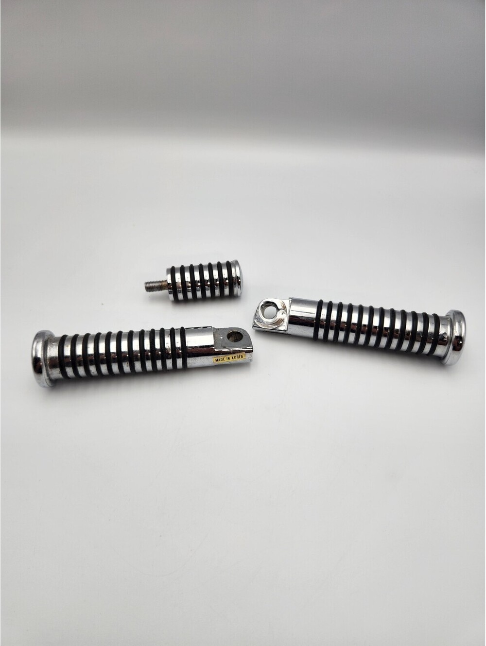 Harley Davidson Pair Of Chrome Ribbed Foot & Shifter Pegs Female Type C3